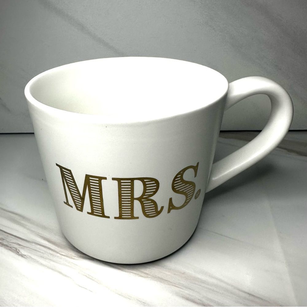 Mrs. Threshold Stoneware Mug White and Gold NWT
